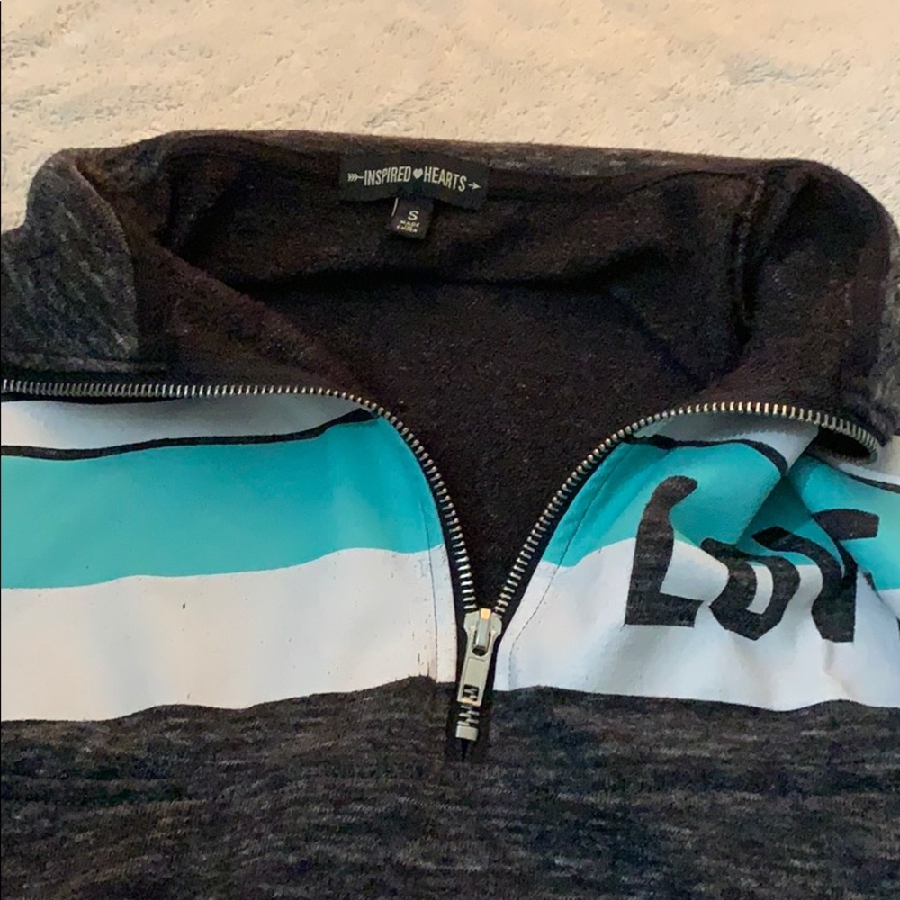 Light Sweater - Picture 2 of 2